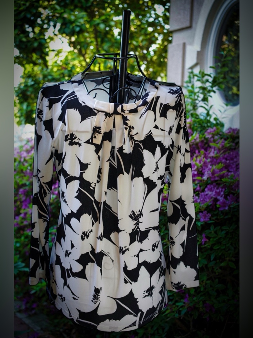 Karl Lagerfeld Paris Vianne Pleated Bow Knit Top